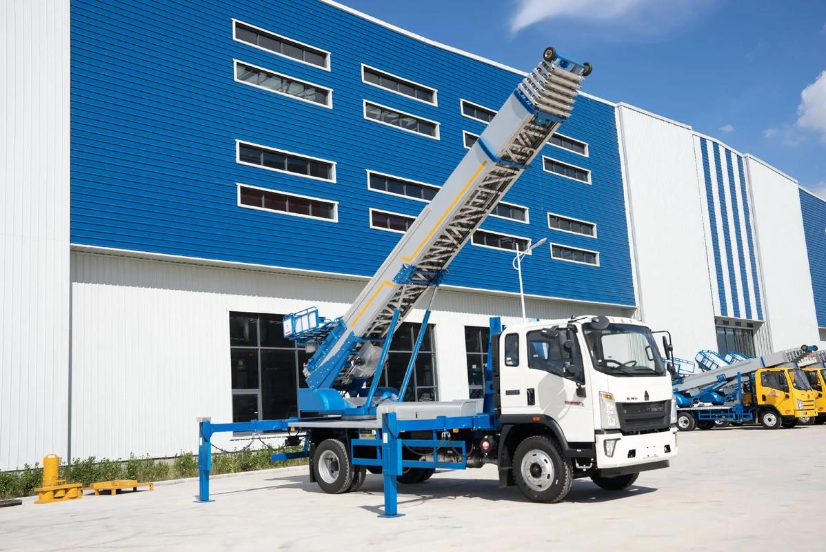 惠水小型云梯车上料车租赁多少钱