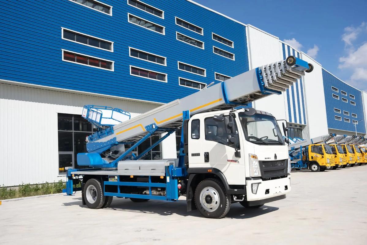 惠水出租云梯车高空作业车 建筑垃圾搬运